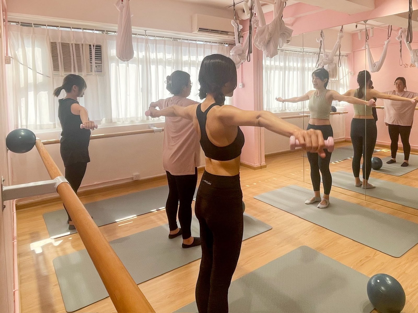 BY-U Barre class